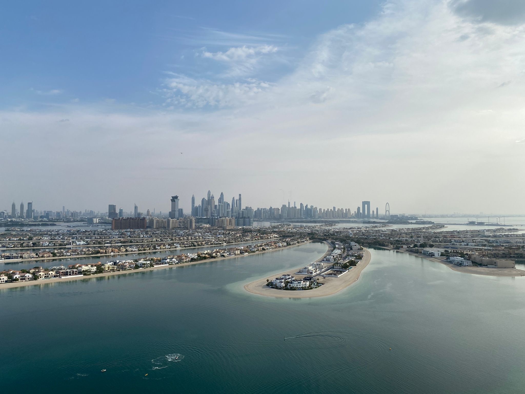 Aussicht von der Palme Richtung Stadt Dubai